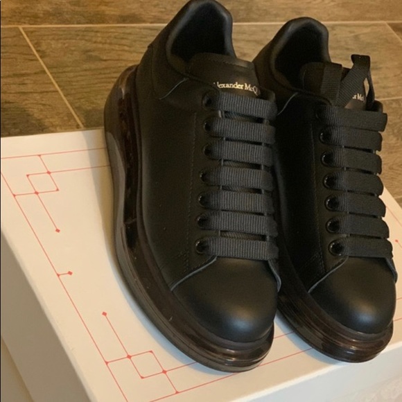 All Black Alexander Mequeen Sneaker - Picture 1 of 3
